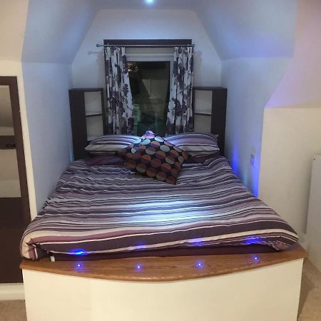 Top Floor In Beautiful Home Веймут Екстер'єр фото